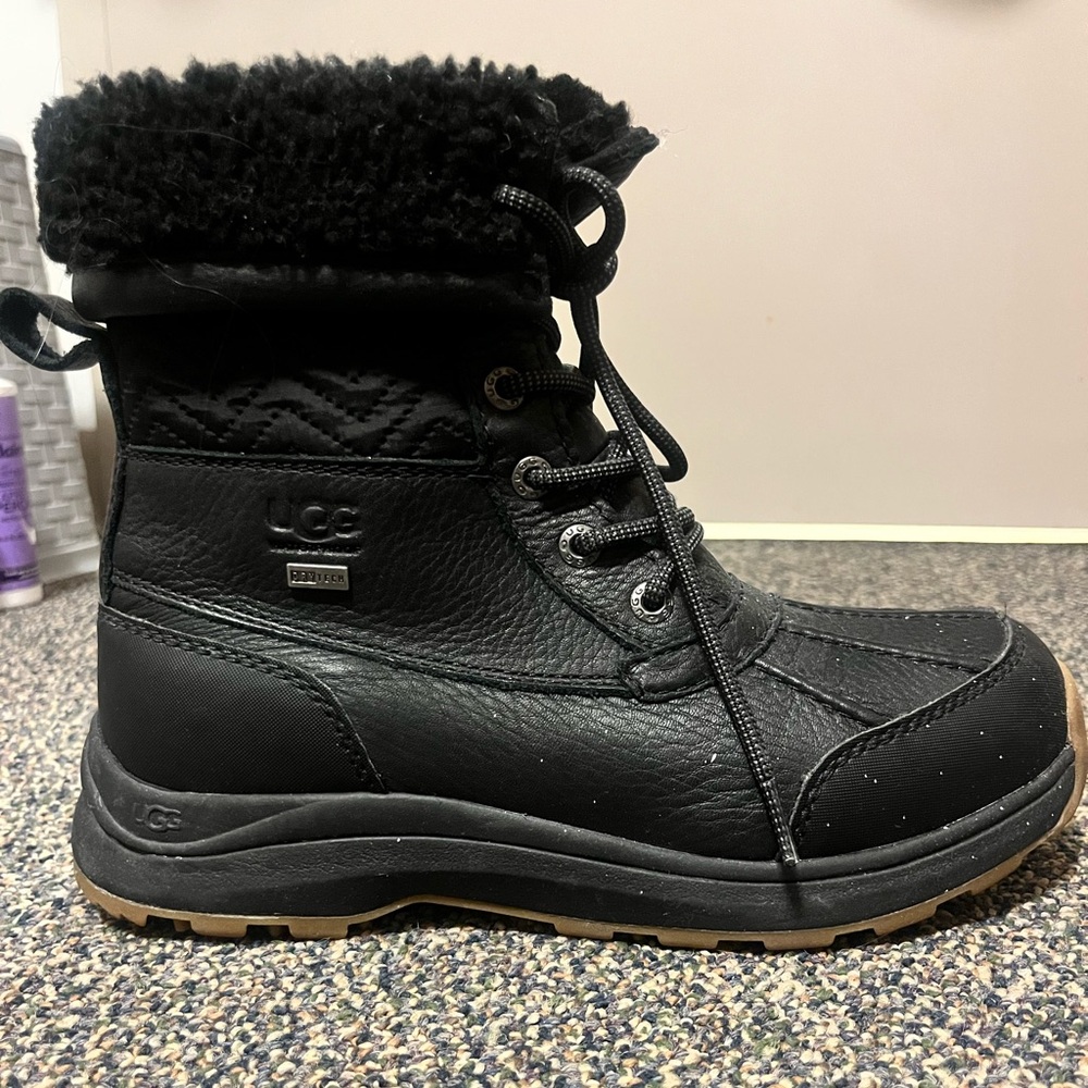 UGG Adirondack boot nylon